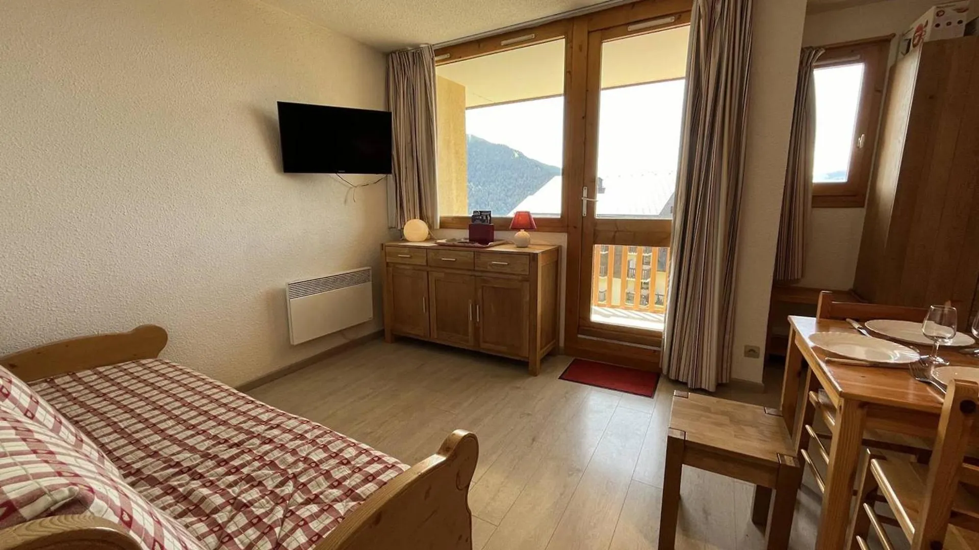 Apartment Studio Renove De 26 M² Pour 4 Pers Avec Balcon, Acces Pistes, Animaux Admis - Vallandry - Fr-1-757-116